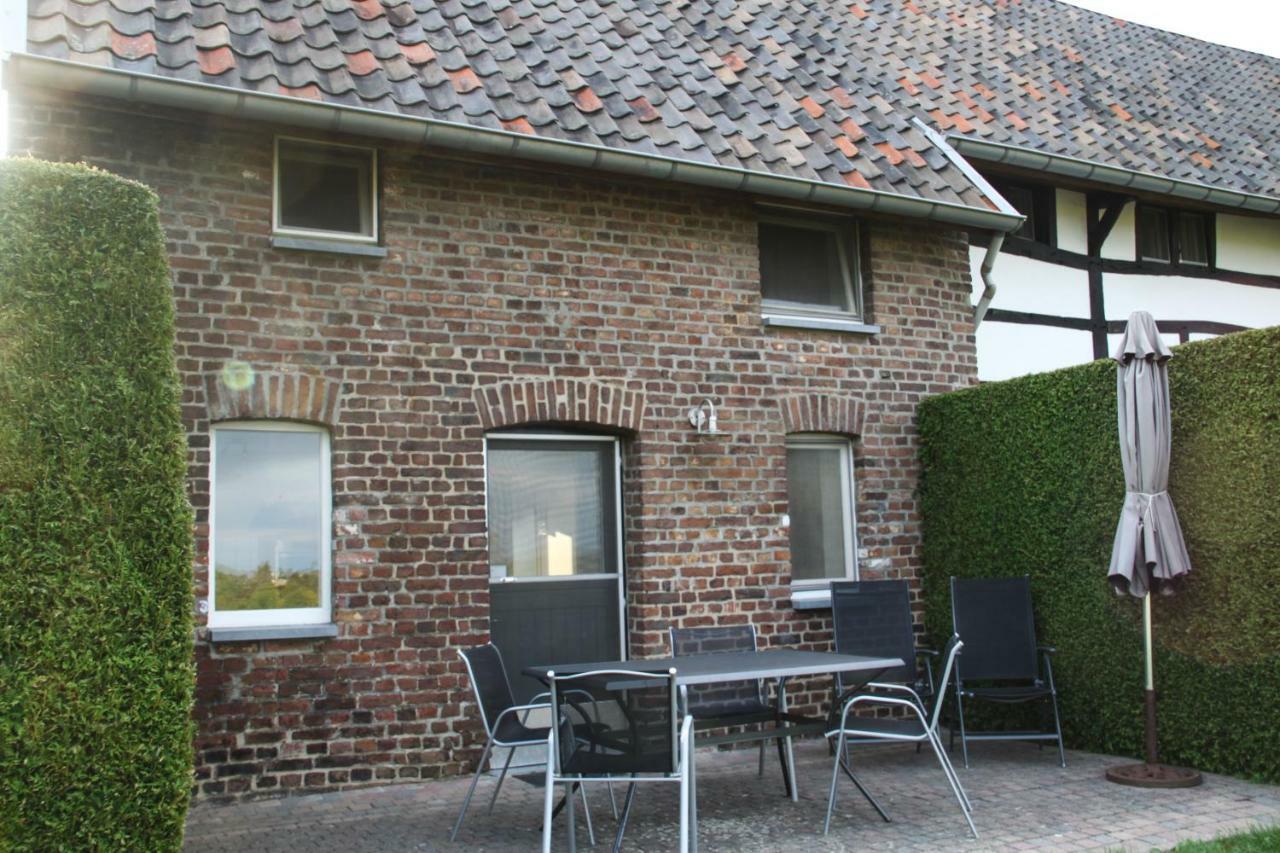 Hoeve "Doodleger" Villa Vijlen Exterior photo